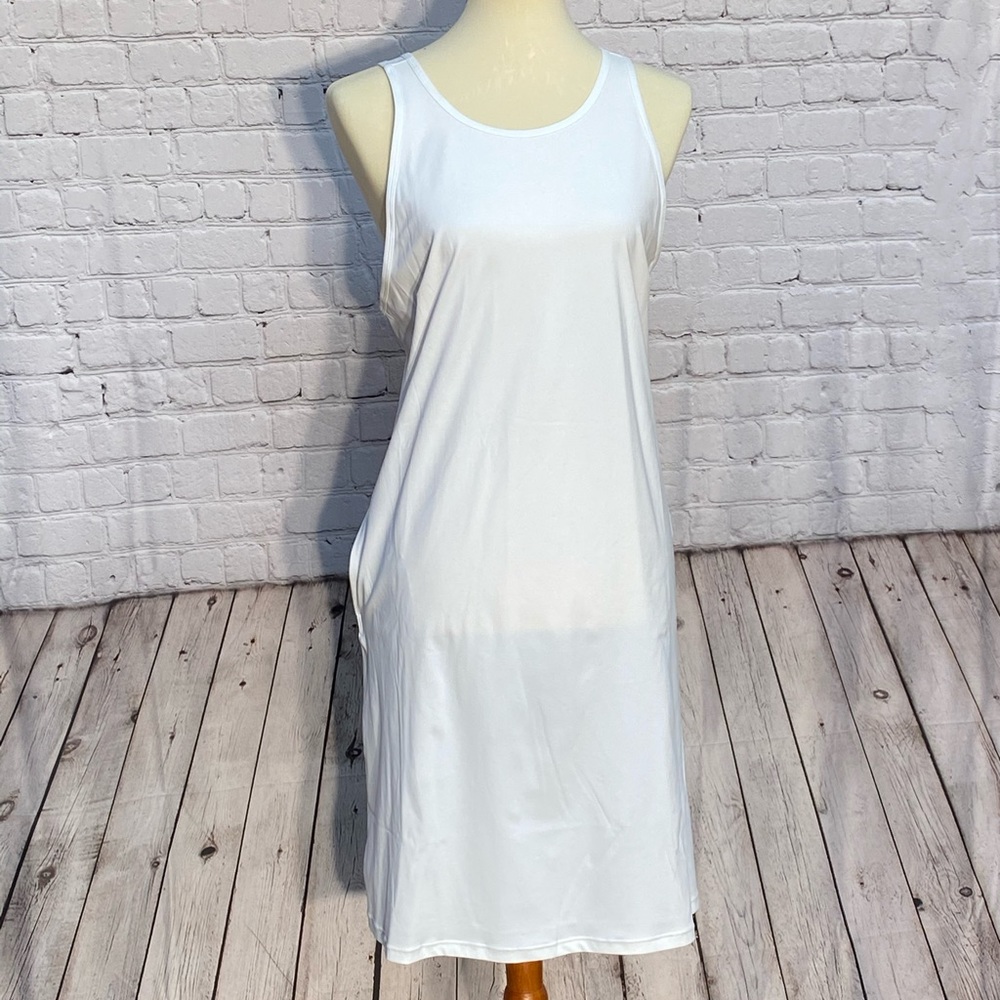 Lulu Lemmon early morning dress